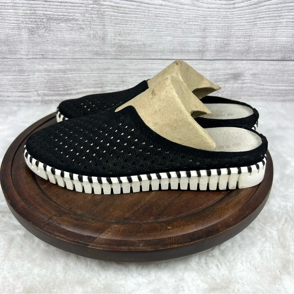 Ilse Jacobson Tulip Laser Cut Mule Black &White
Women's Sneakers Size EU 42 - Picture 5 of 11